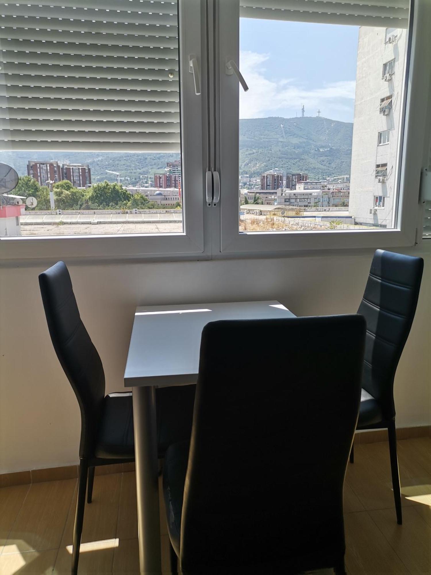 Calla 5 Apartment - Main Square, In The City Shopping Center - Parking Slot With Security And Video Camera Skopie Exterior foto